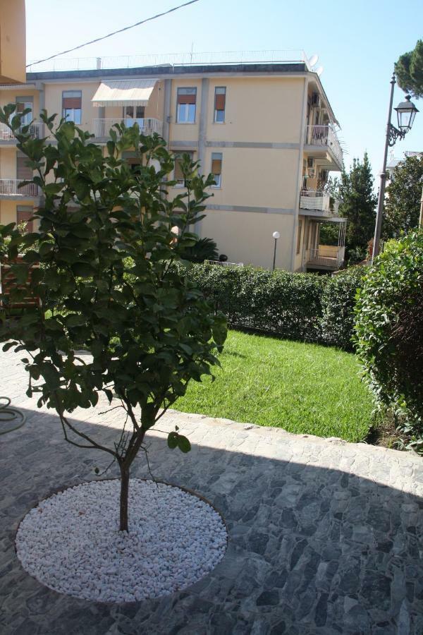 Villa Maria Мета Екстер'єр фото